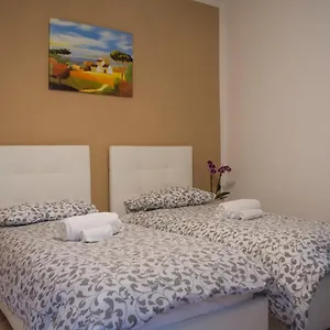 Il Borgo Vicino Al Castello Con Parcheggio , Malcesine Italien