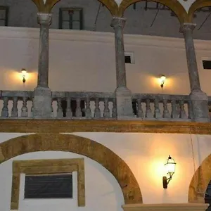 Palazzo Corvino Frühstückspension